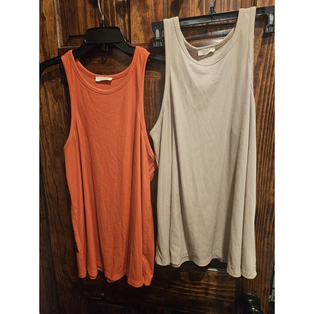 Oddy Anthropologie Ribbed Tank Tops Lot of 2 Orange Beige Size Large